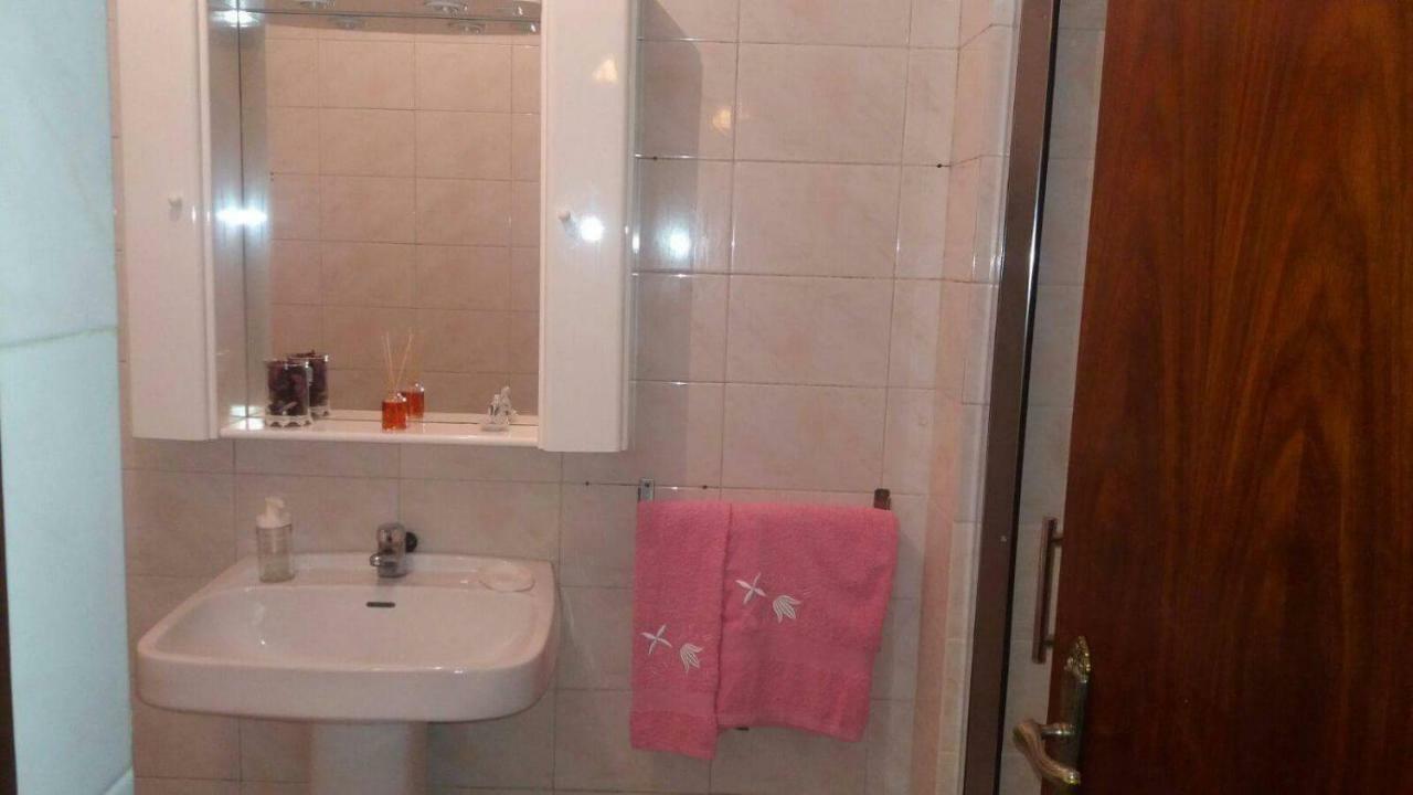Quarto Com 4 Camas 포르투 외부 사진