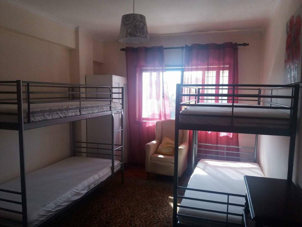Quarto Com 4 Camas 포르투 외부 사진